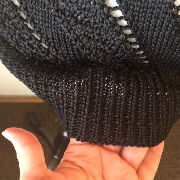 WHBM black pullover knitted top/sweater size medium - Picture 5 of 13